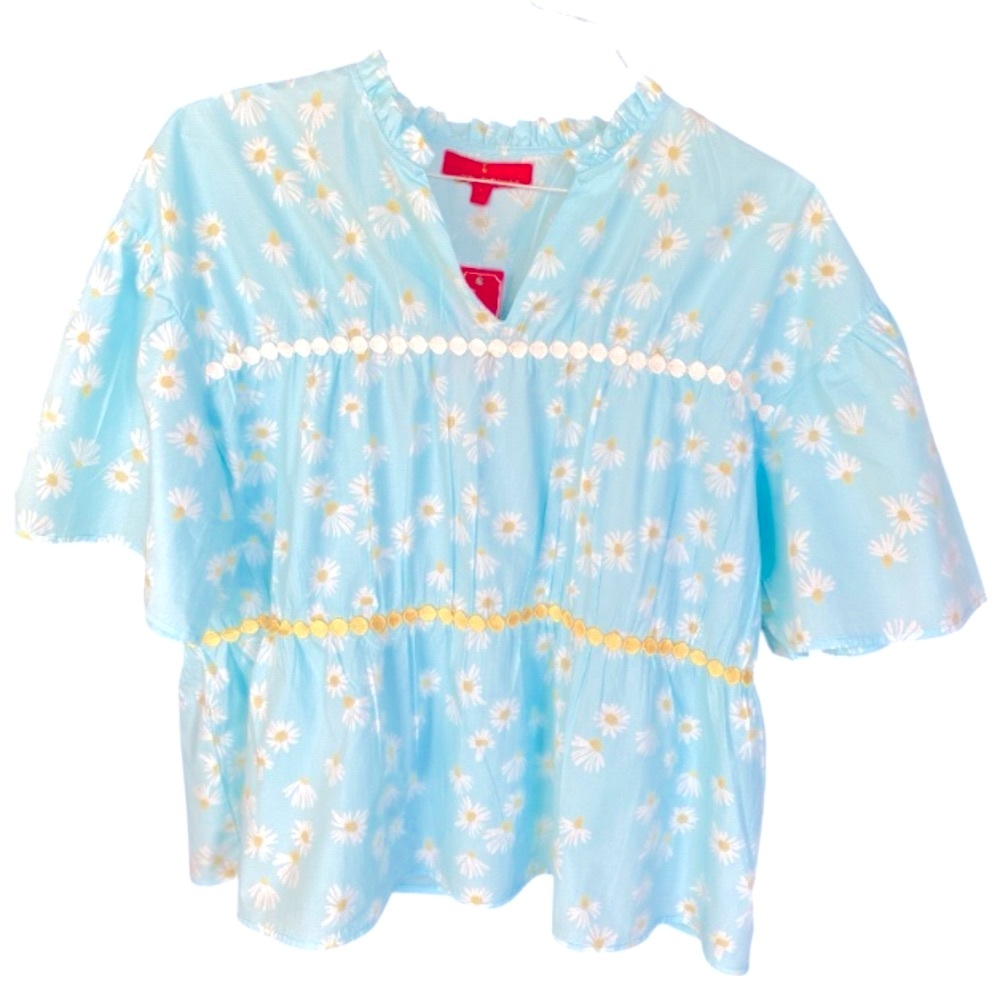 Simply Southern Cotton Medium Baby Blue floral Daisy Print Notched V neckline